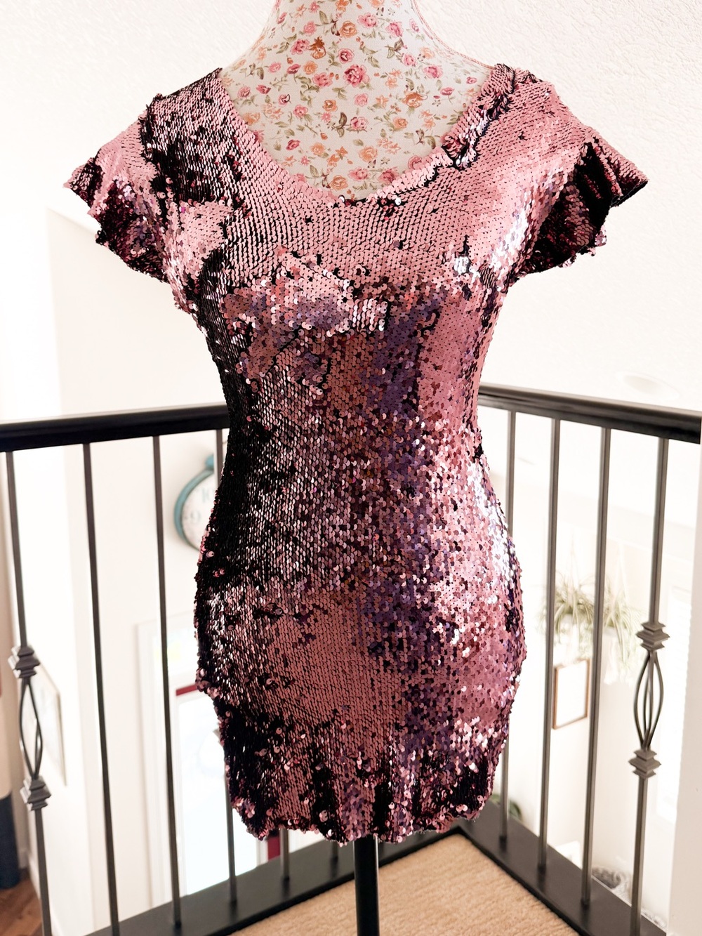 Women's Pink Sequin Short Sleeve Bodycon Dress
